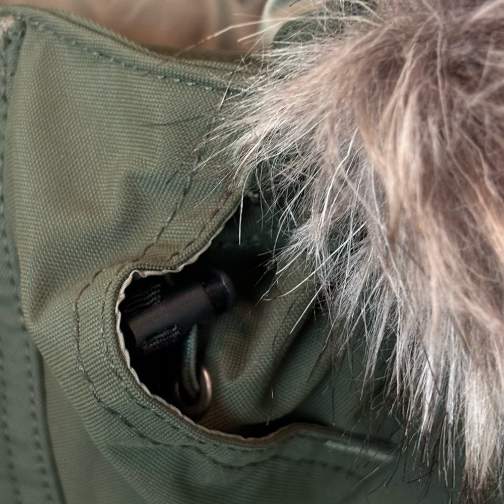 Eddie Bauer Men’s Superior Down Parka Jacket  Large Army Green  w Faux Fur Trim - Picture 8 of 17